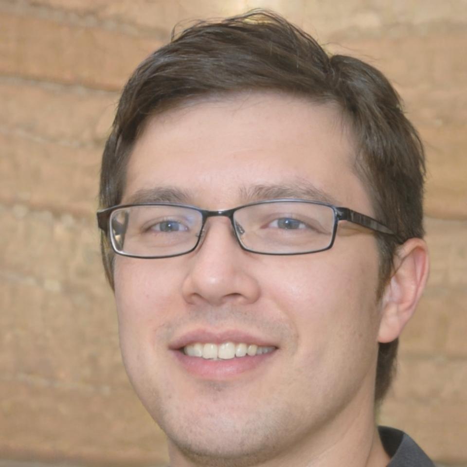 Portrait de Aurélien Montclair, formateur en analyse financière