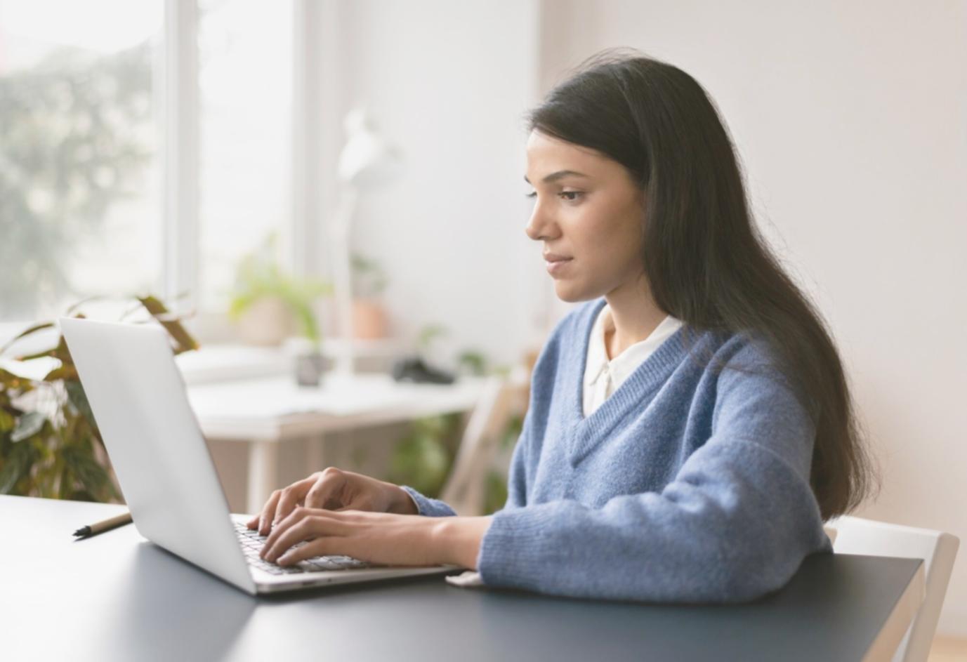Analyse de documents financiers et rapports d'entreprise